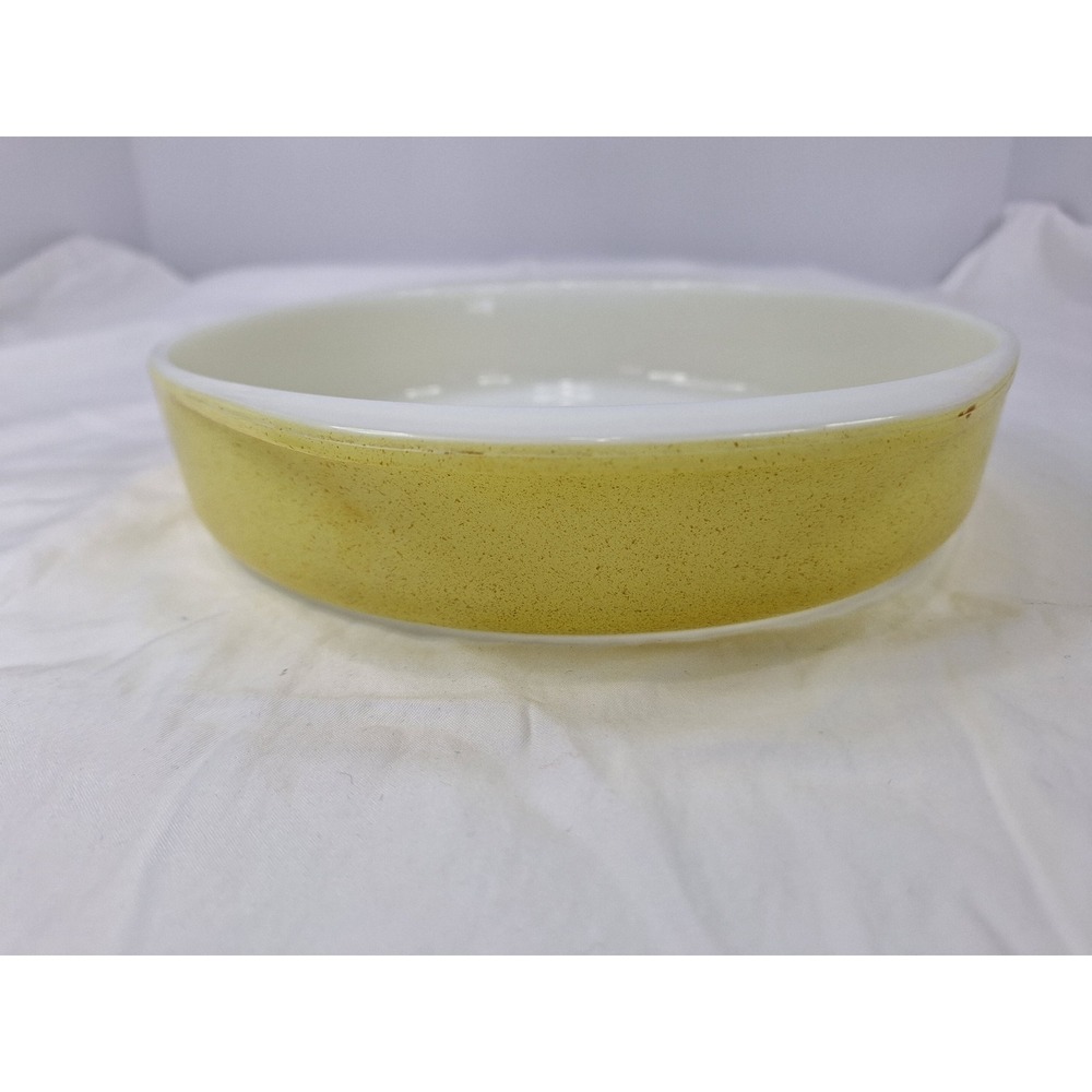 Vintage Pyrex 221 8.25 Inch Round Yellow Speckled Milk Glass Baking Dish USA